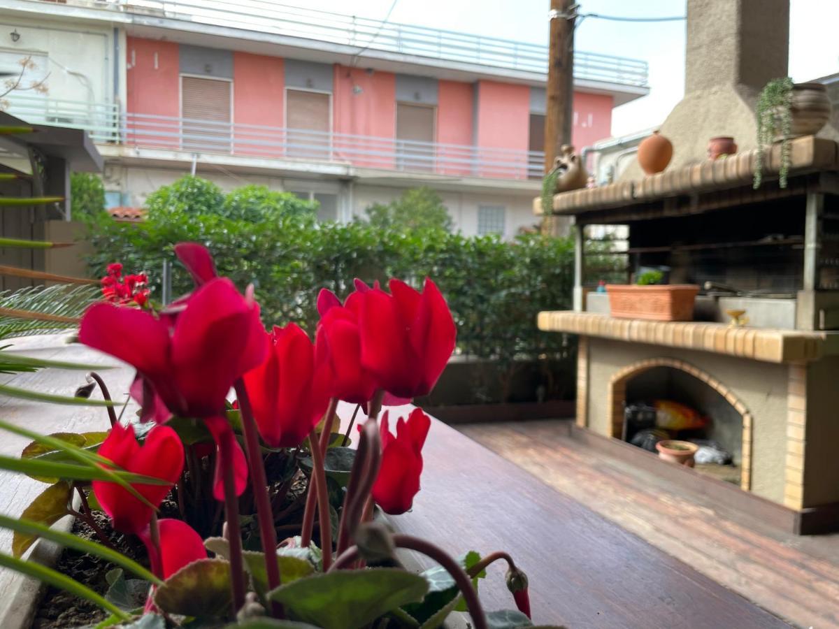 Triptolemus Stay Inn Элефсис Экстерьер фото